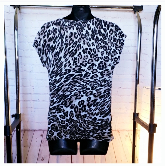Leopard Print Top - Picture 5 of 5